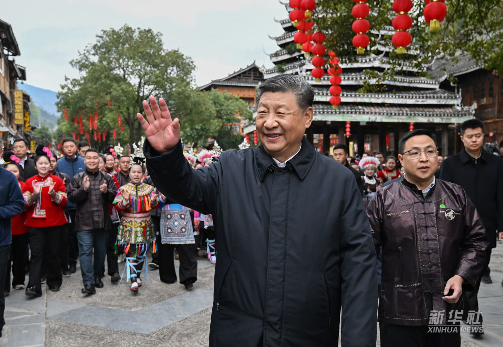 习近平：民族的特色，很古朴也很时尚